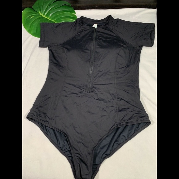NEW‎ Sea Level Front Zip One-Piece Swimsuit in Black [ 12 US ] - Picture 4 of 12